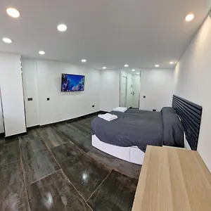 Estudio Recien Reformado En 1 Linea Playa Apartment Torremolinos